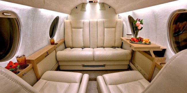 Dassault Falcon 100 gallery image 2