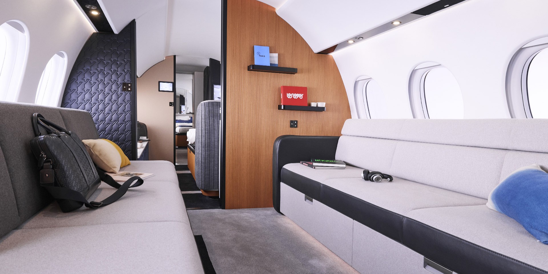 Dassault Falcon 10X gallery image 3
