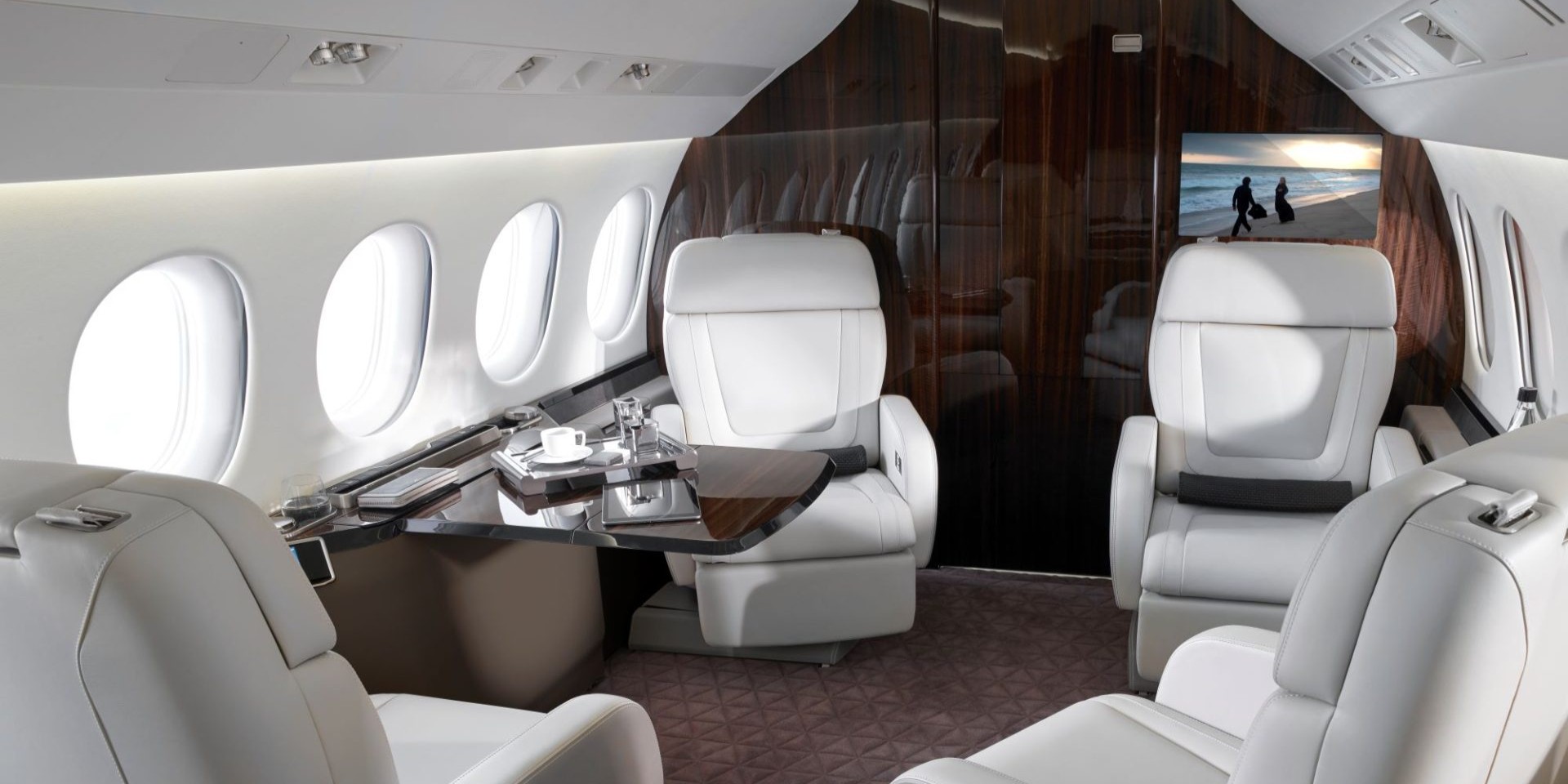 Dassault Falcon 8X impressie 1